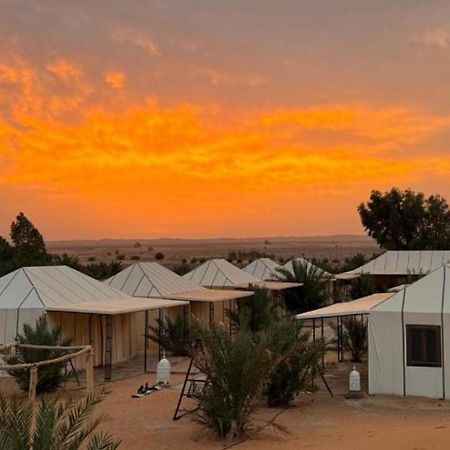 Sahara Traveling Camp Hotel Merzouga Ngoại thất bức ảnh