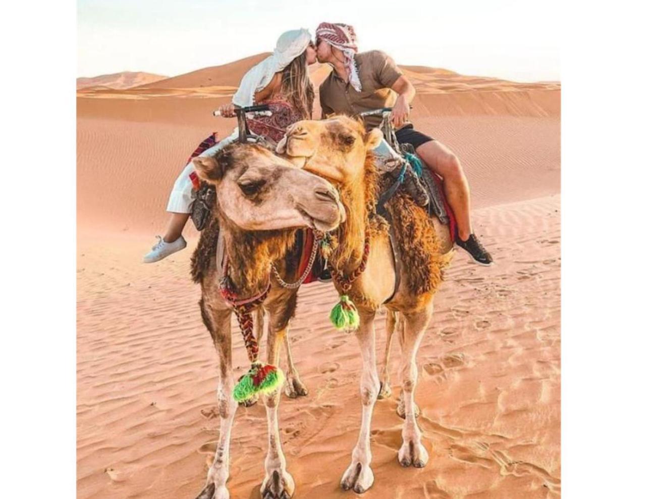 Sahara Traveling Camp Hotel Merzouga Ngoại thất bức ảnh